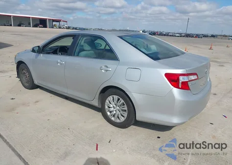 2014 Toyota Camry Le z USA, uszkodzony, nr VIN 4T4BF1FK8ER359992
